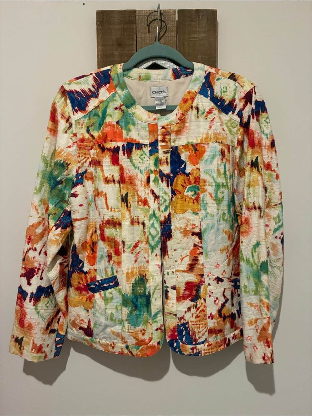 Chico's Painterly Multicolor Collarless Blazer